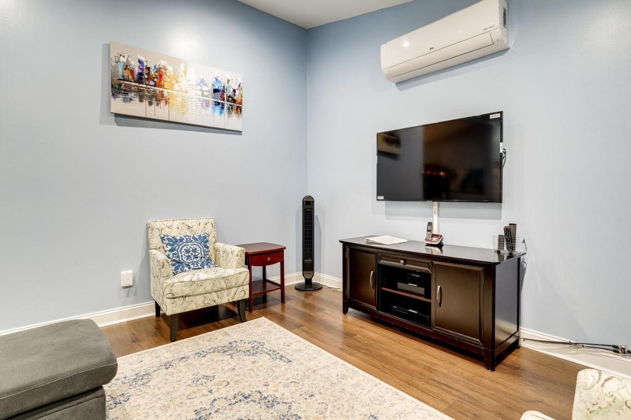 הוילה Escape To Our Cozy 3 Bed Rm 2 Bath Unit In Alexandria Va מראה חיצוני תמונה